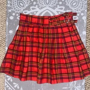 Red Plaid Skirt ❤️